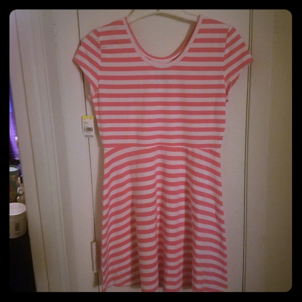 Girls peplum dress